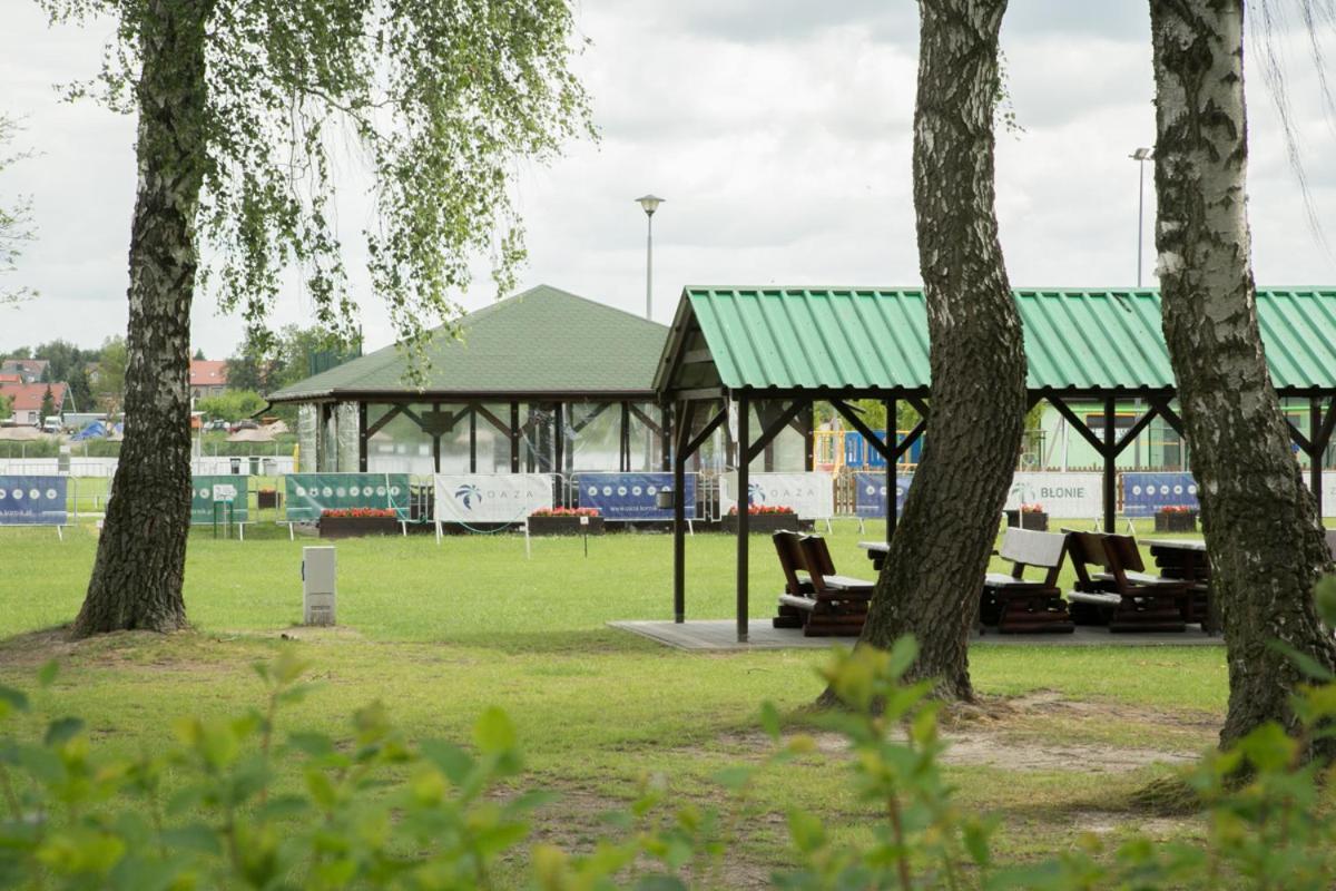 Camping Oaza Blonie Kornik Domki Standard Plus - 3 Pokoje מראה חיצוני תמונה